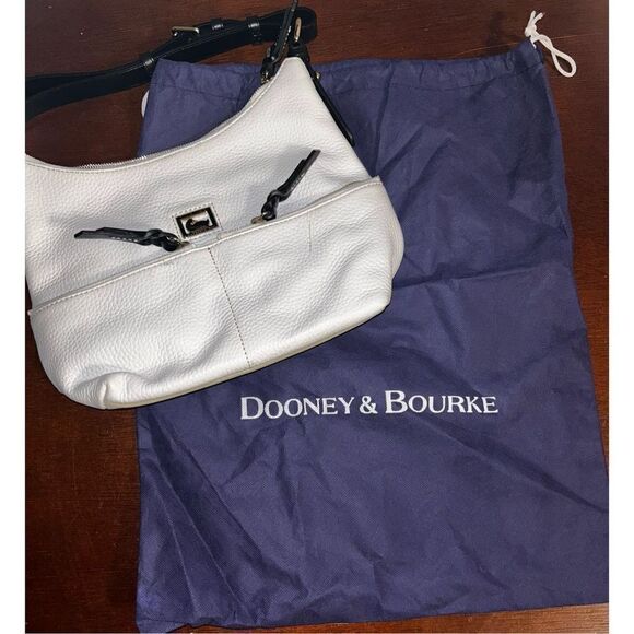 NWOT Dooney and bourke pebble leather dillen pocket sac bag with dust bag - Picture 1 of 13